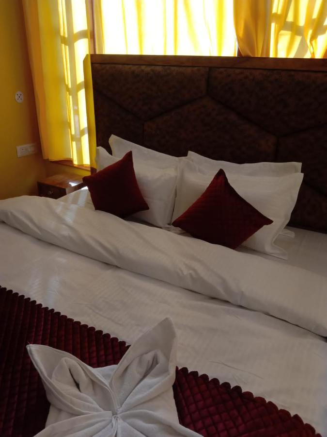 Hotel Floret Sojourn Shimla Exterior foto