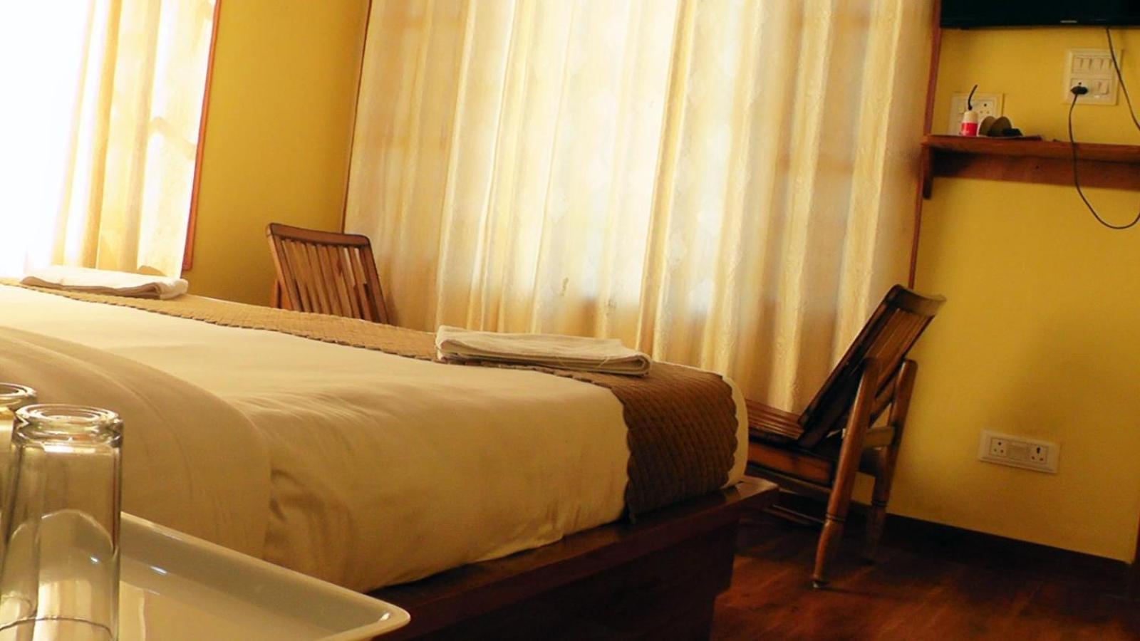 Hotel Floret Sojourn Shimla Exterior foto